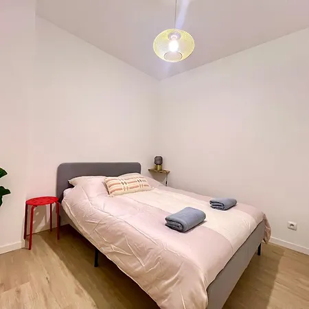 Apartment Beautiful 2 Bedroom In Downtown