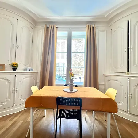 Apartment Beautiful 2 Bedroom In Downtown