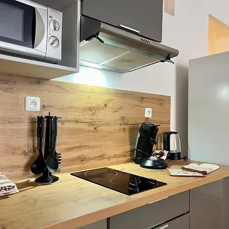 Apartment Beautiful 2 Bedroom In Downtown Poitiers