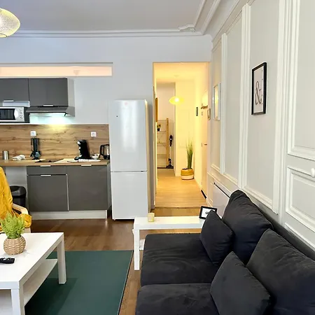 Beautiful 2 Bedroom In Downtown Apartamento